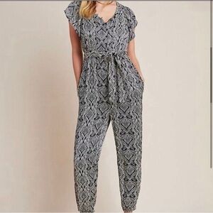 ANTHROPOLOGIE NWT Zadie Jumpsuit Size 2 Black and White.